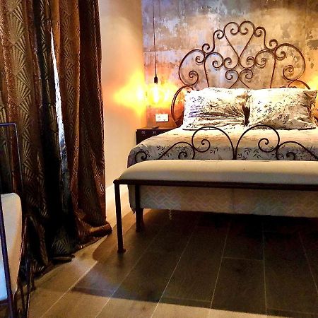 Le Dupe Aparthotel Brissac-Quince Exteriör bild