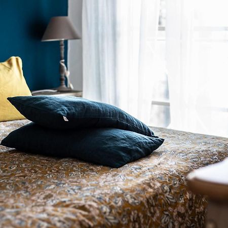 Le Dupe Aparthotel Brissac-Quince Exteriör bild