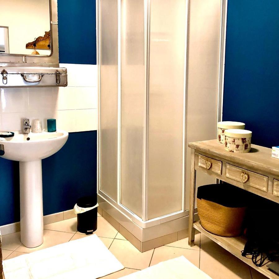 Le Dupe Aparthotel Brissac-Quince Exteriör bild