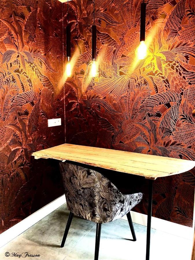 Le Dupe Aparthotel Brissac-Quince Exteriör bild