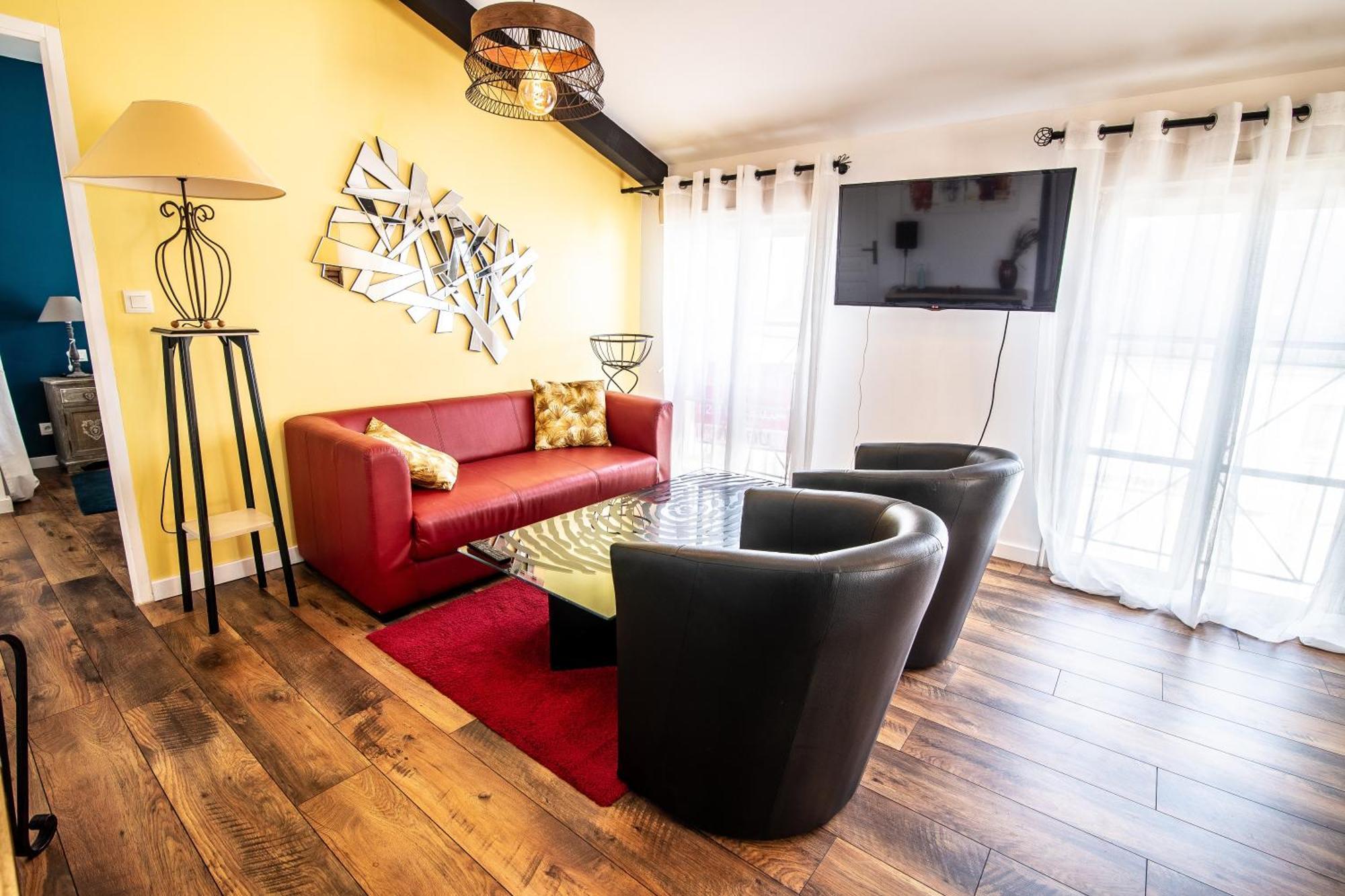 Le Dupe Aparthotel Brissac-Quince Exteriör bild